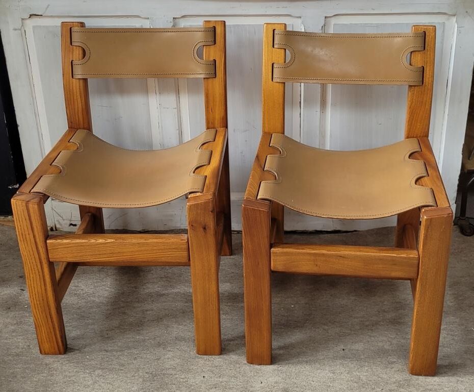 Set of 4 wooden chairs and leather house Regain – 70s
