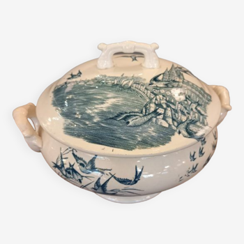 Bird tureen