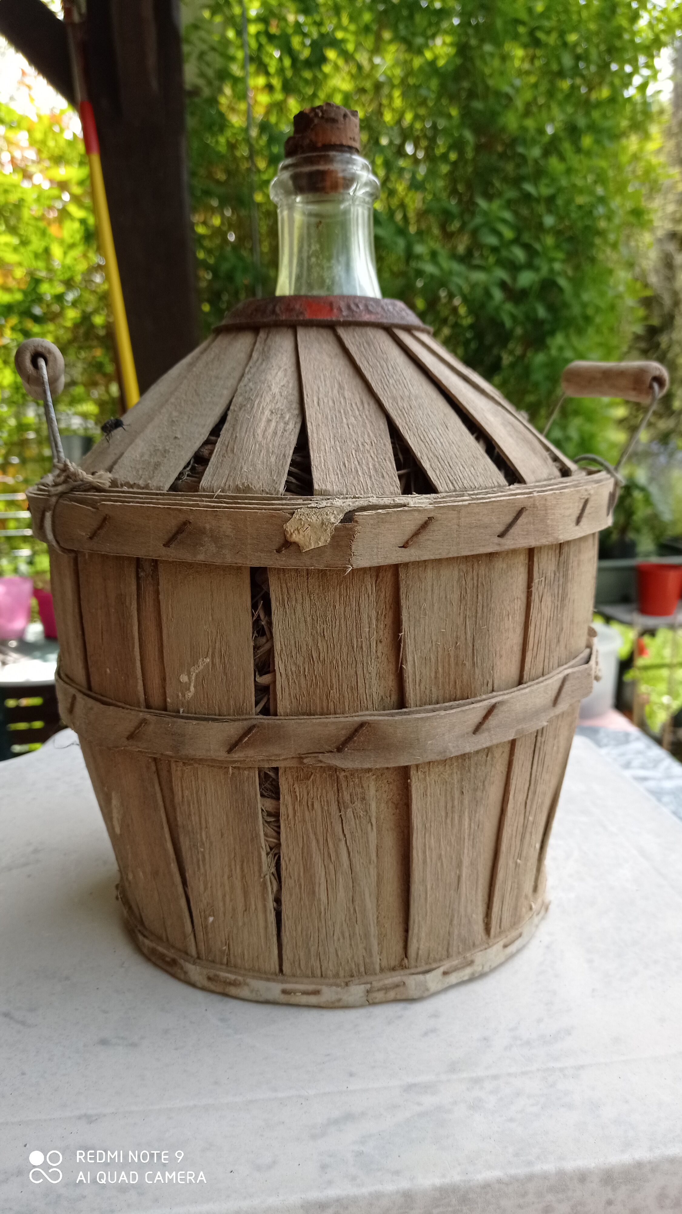 Lady Jeanne canister