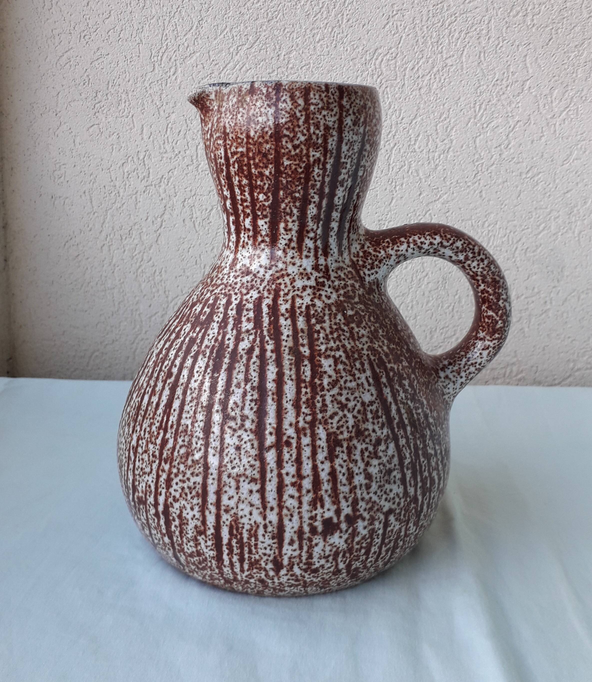 Ceramic jug Accolay