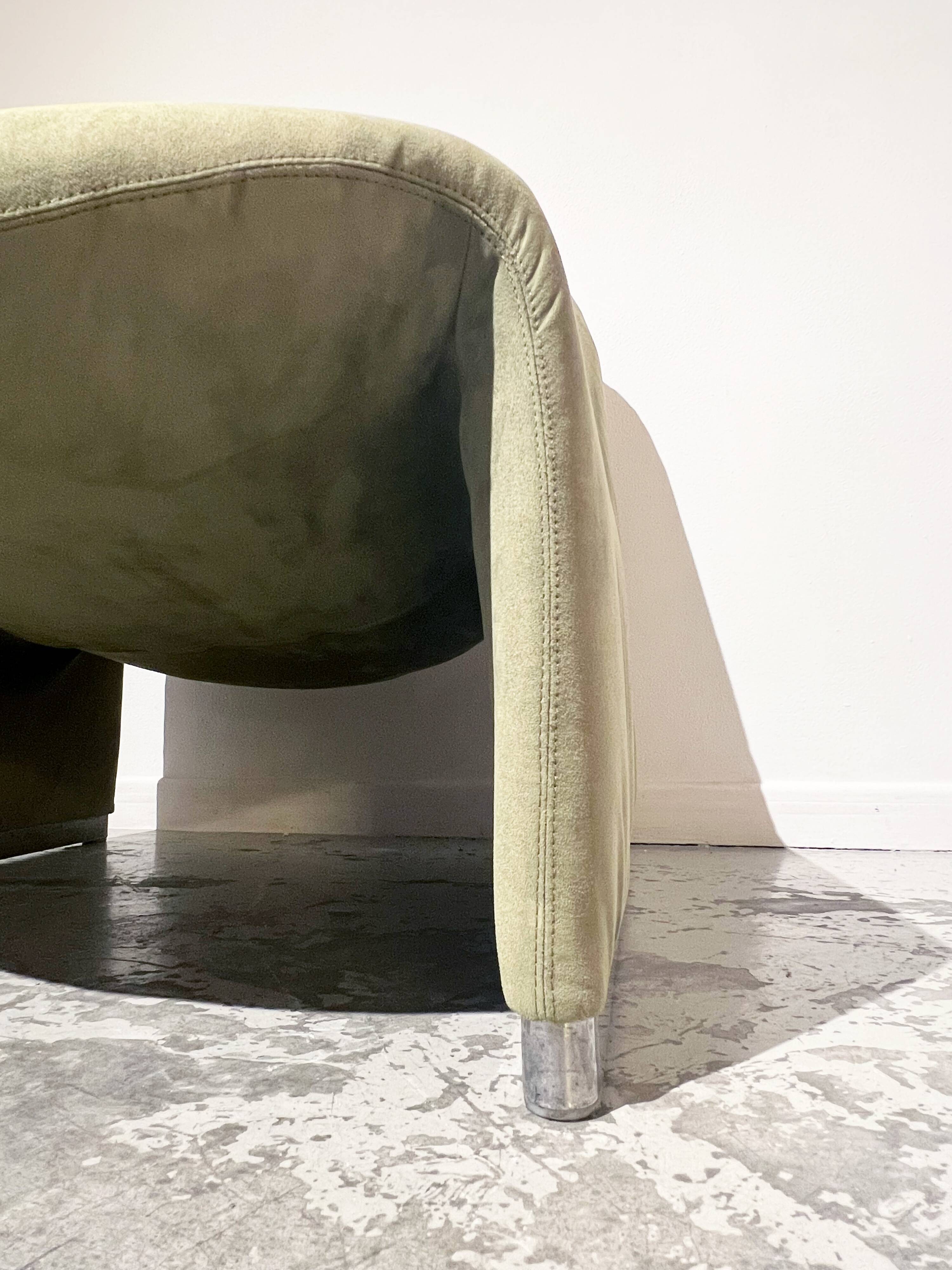 Alky fireside chair by Giancarlo Piretti for Castelli Italy 1970s