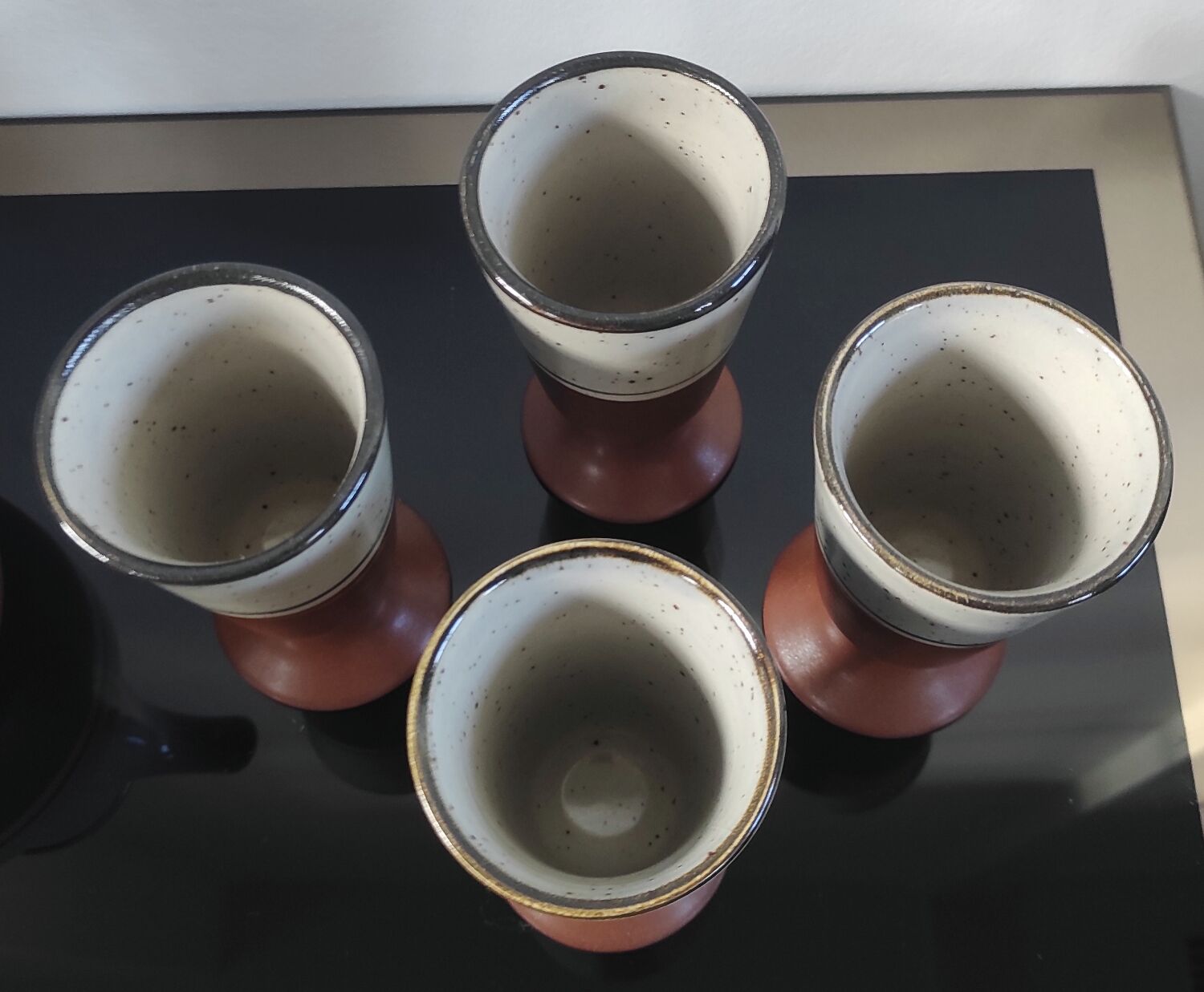 Vintage ceramic set – Jug & 4 footed glasses 70s - Korea