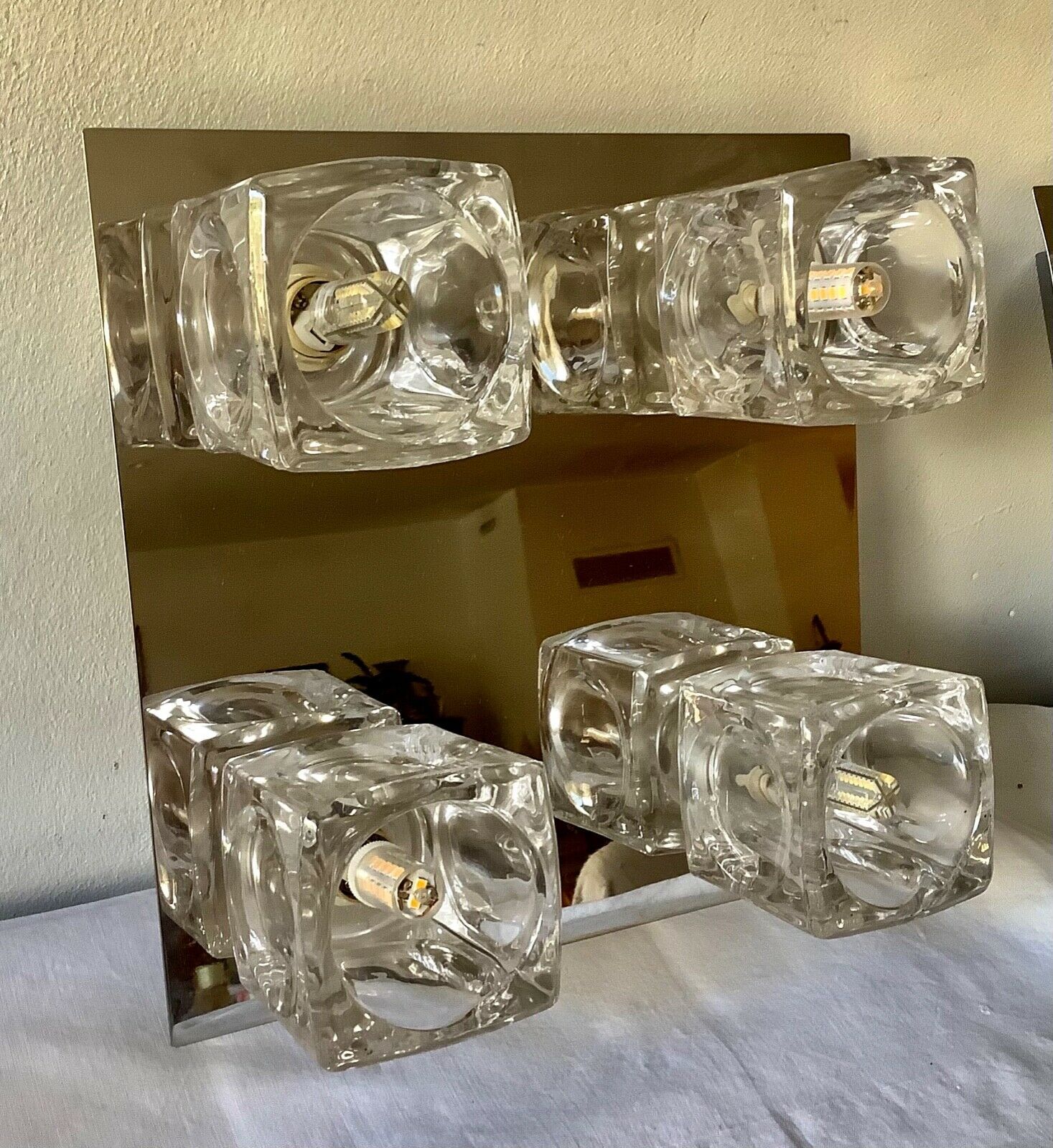 Lot of 2 wall appliques 4 chrome metal lights - moulded glass