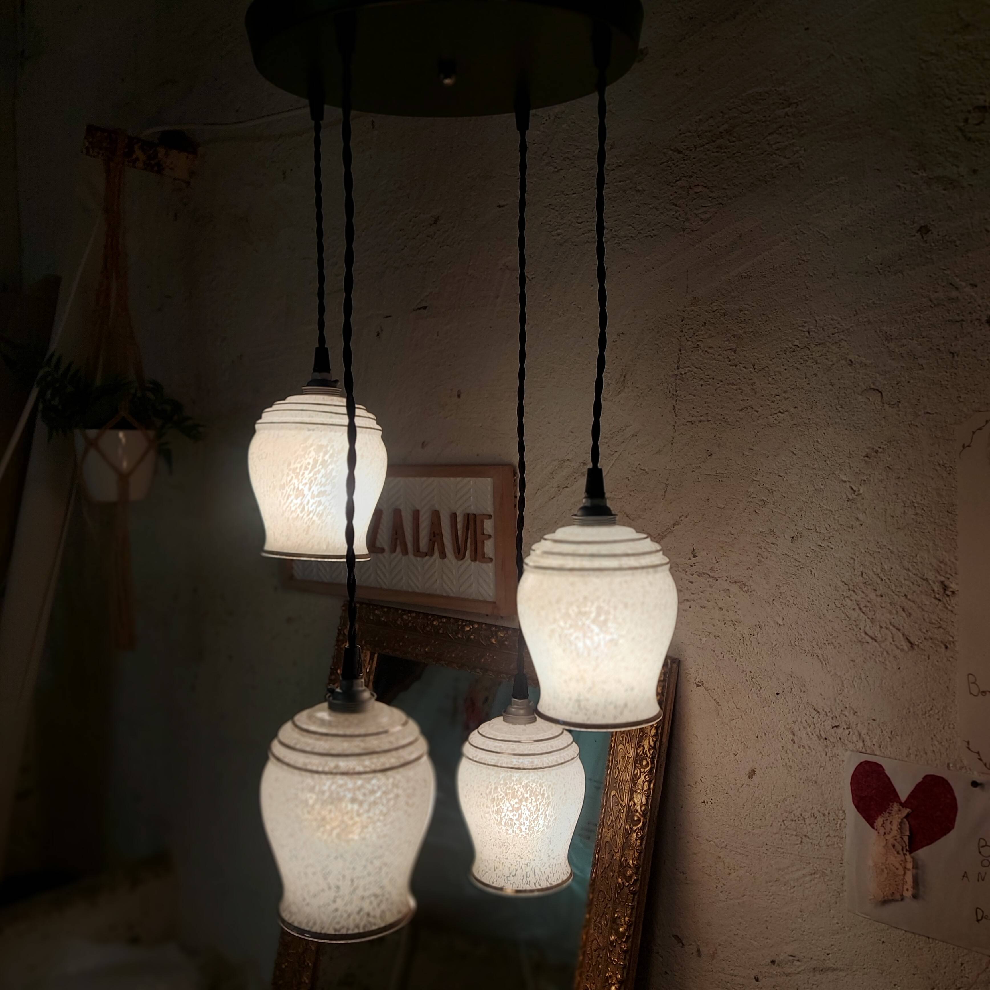 Waterfall suspension