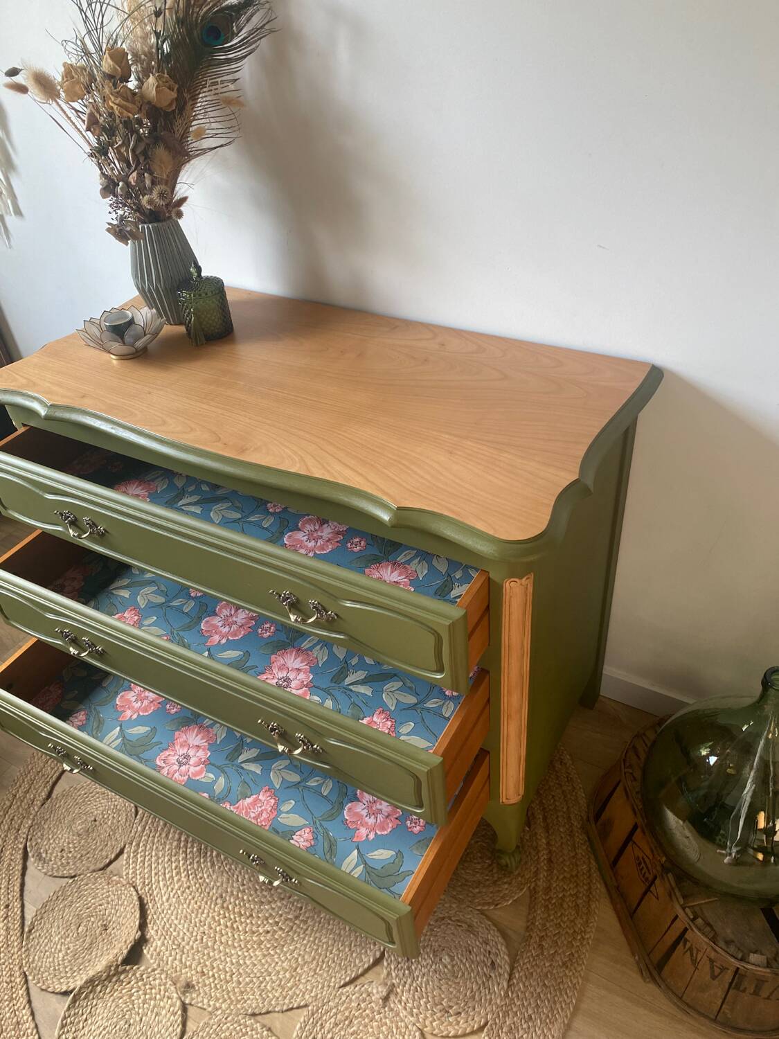 3-drawer chest of drawers redesigned in woody green and wood