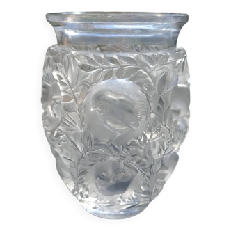 Lalique vase bagatelle