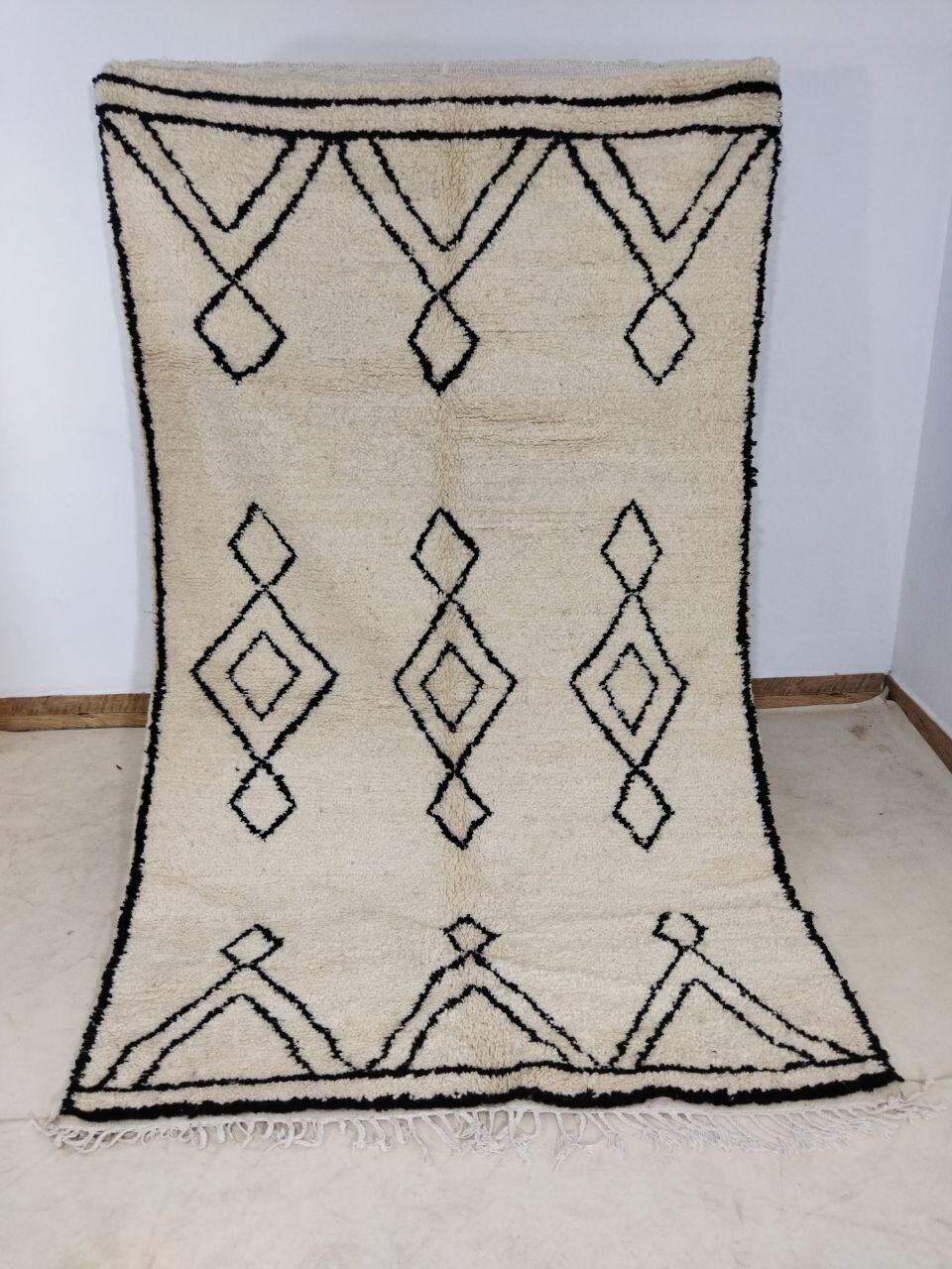 Moroccan berbere carpet 250x152cm