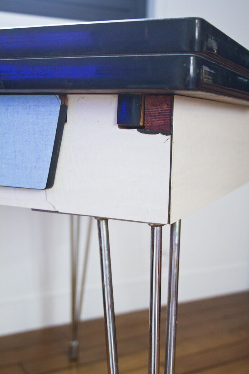 Table formica extensible pieds eiffel