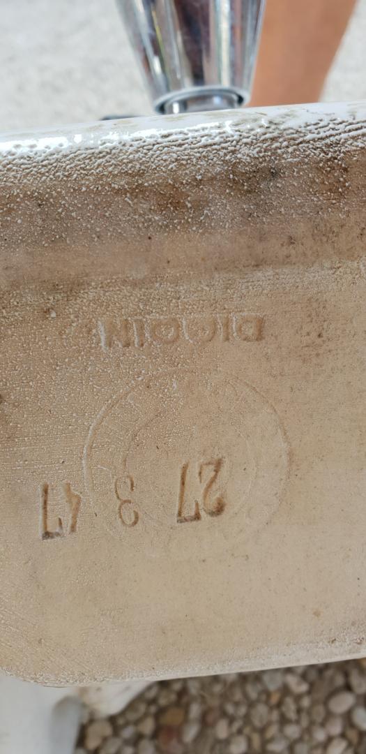 Ancient sink 1940