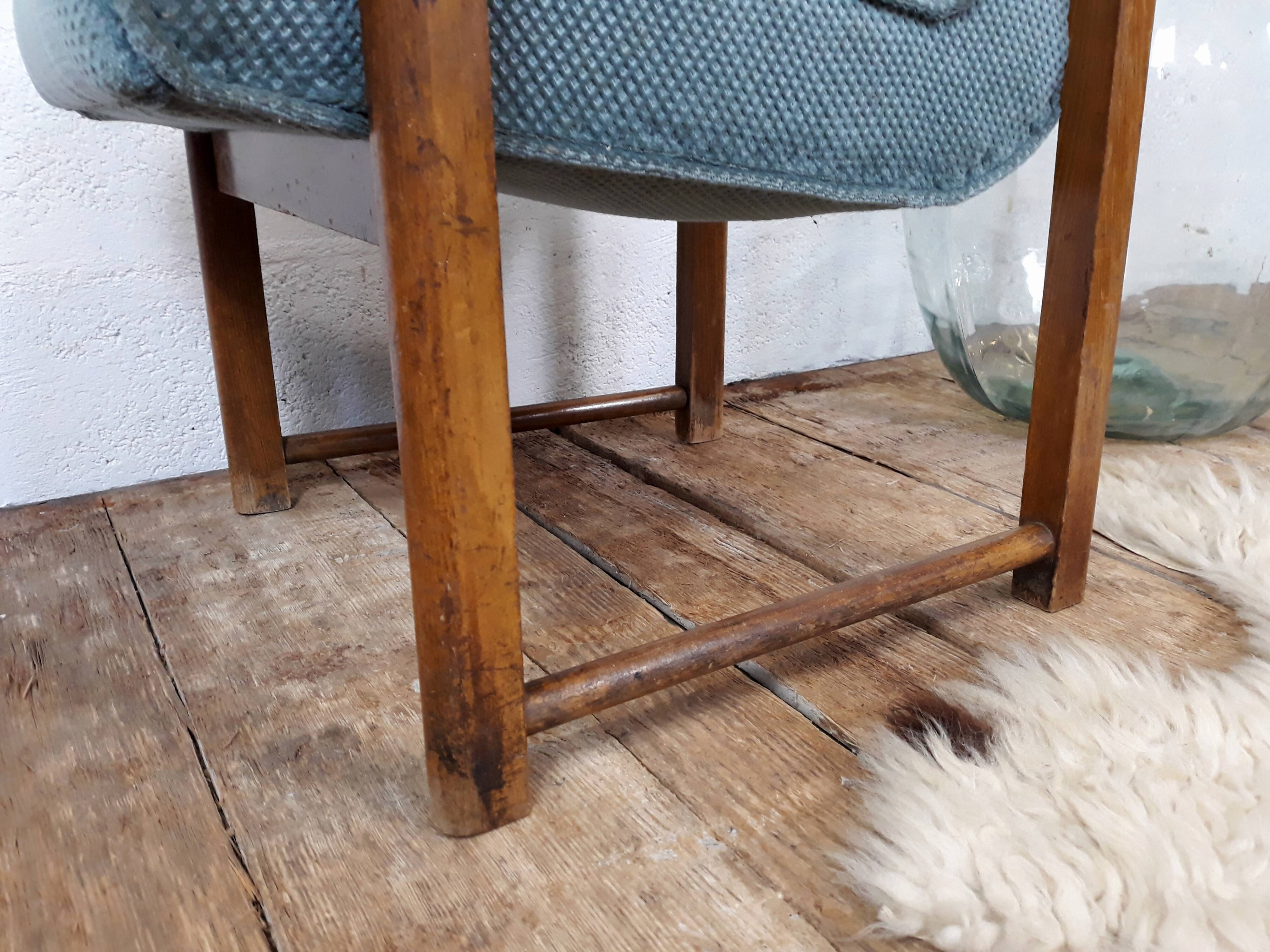 Scandinavian-style vintage chair sled