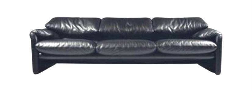 High-end black leather sofa Maralunga by Vico Magistretti for Cassina