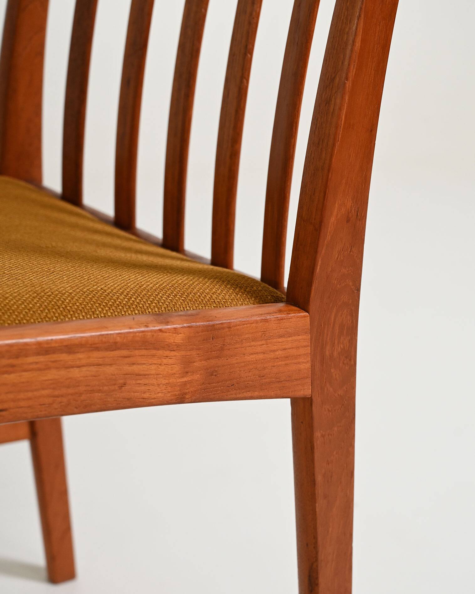 Set of 4 teak dining chairs, Scandinavia, 1960s