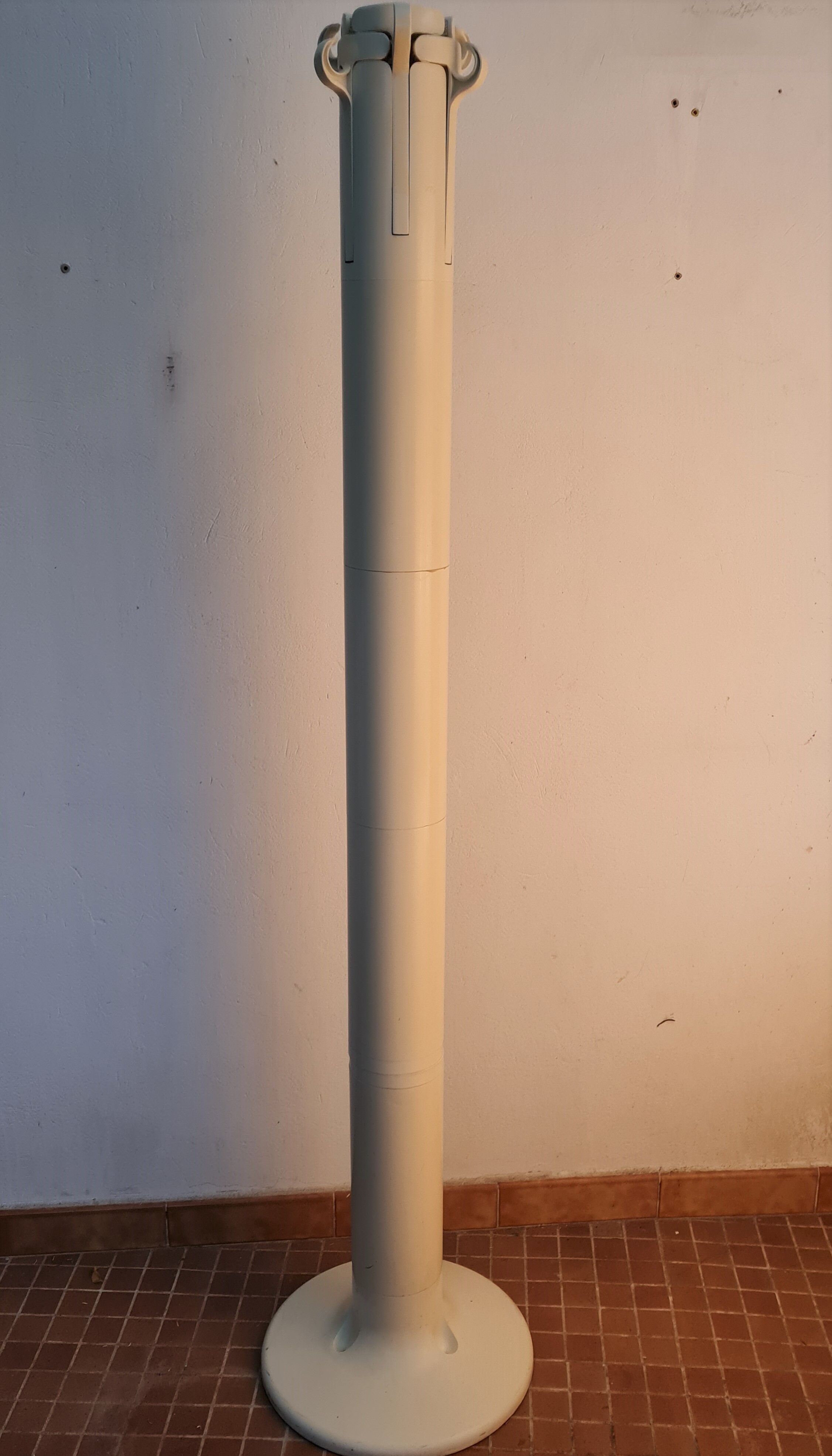 Porte-manteaux et parapluies modèle Planta de Giancarlo Piretti édition Castelli