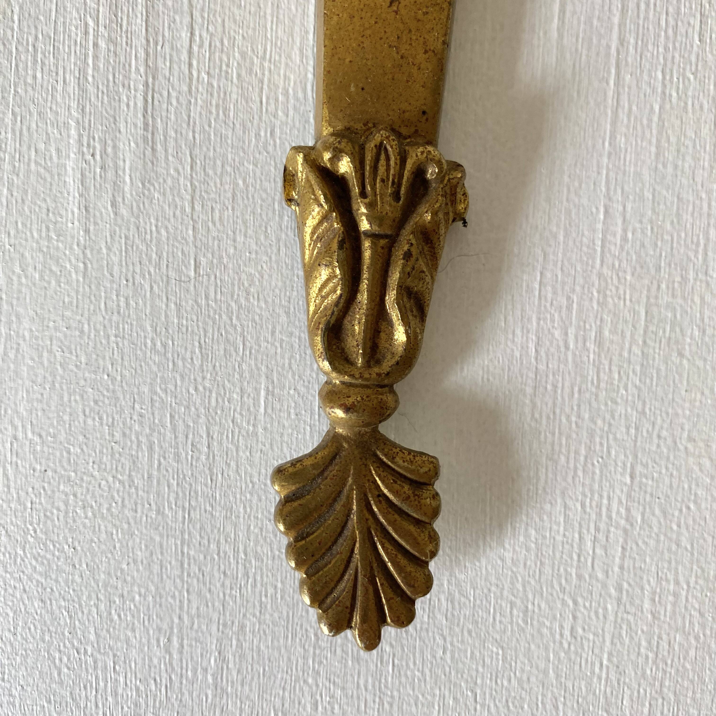 Paire d'appliques doubles en laiton style louis XVI décor de cygnes