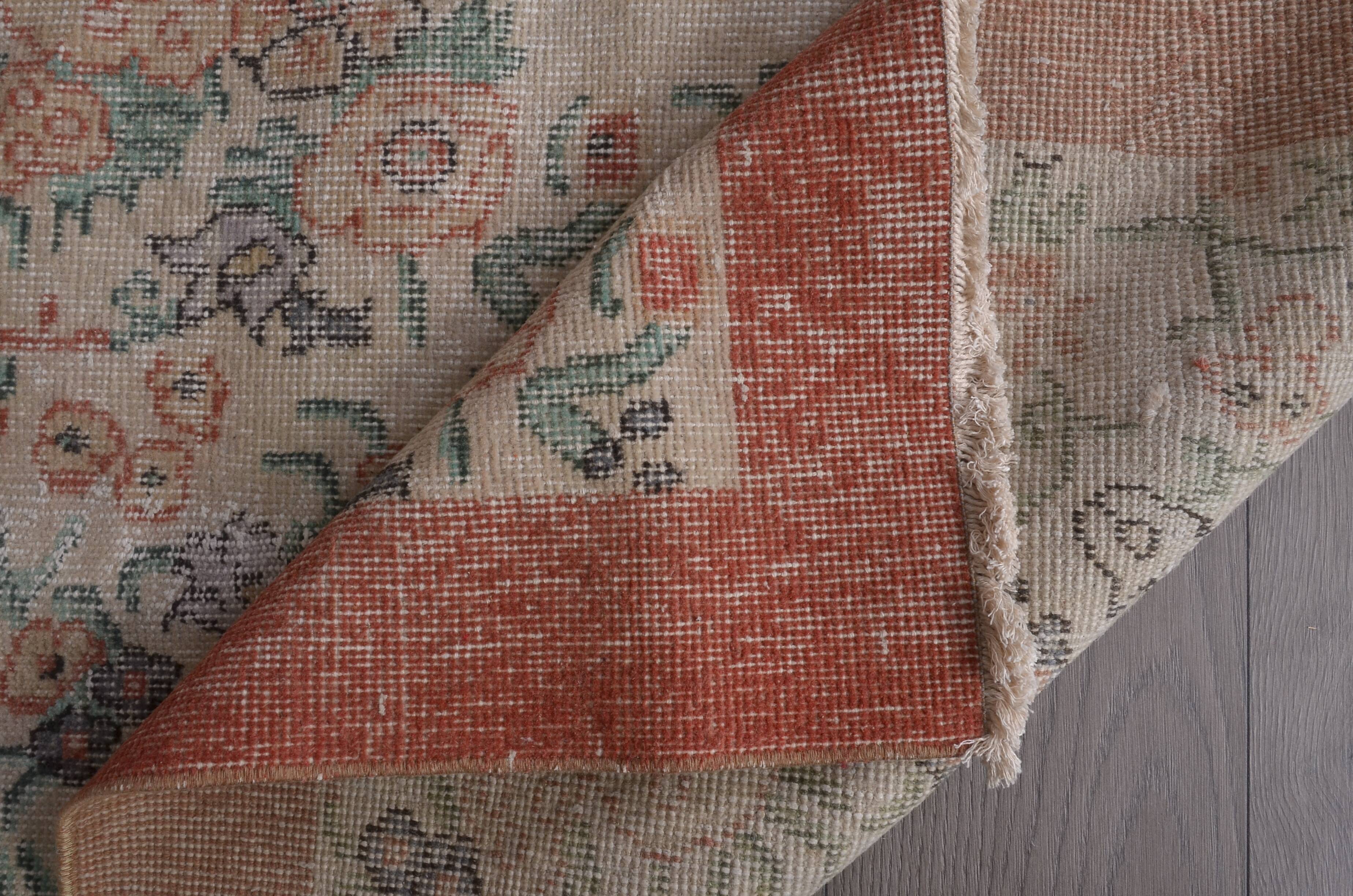 Tapis Oushak noué à la main à motif floral, référence 1268
