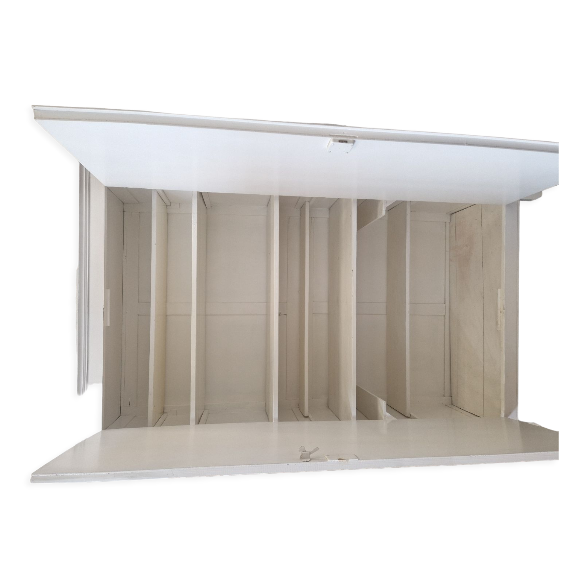 Parisian cabinet