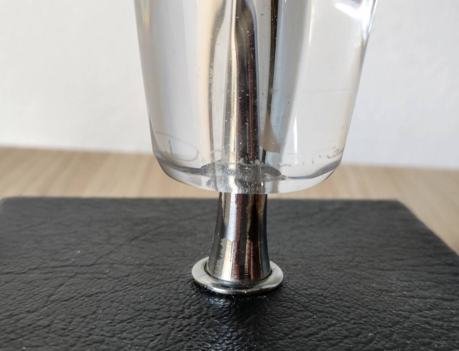 Daum modernist crystal lamp