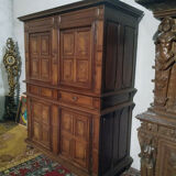 Buffet walnut period Louis XIII