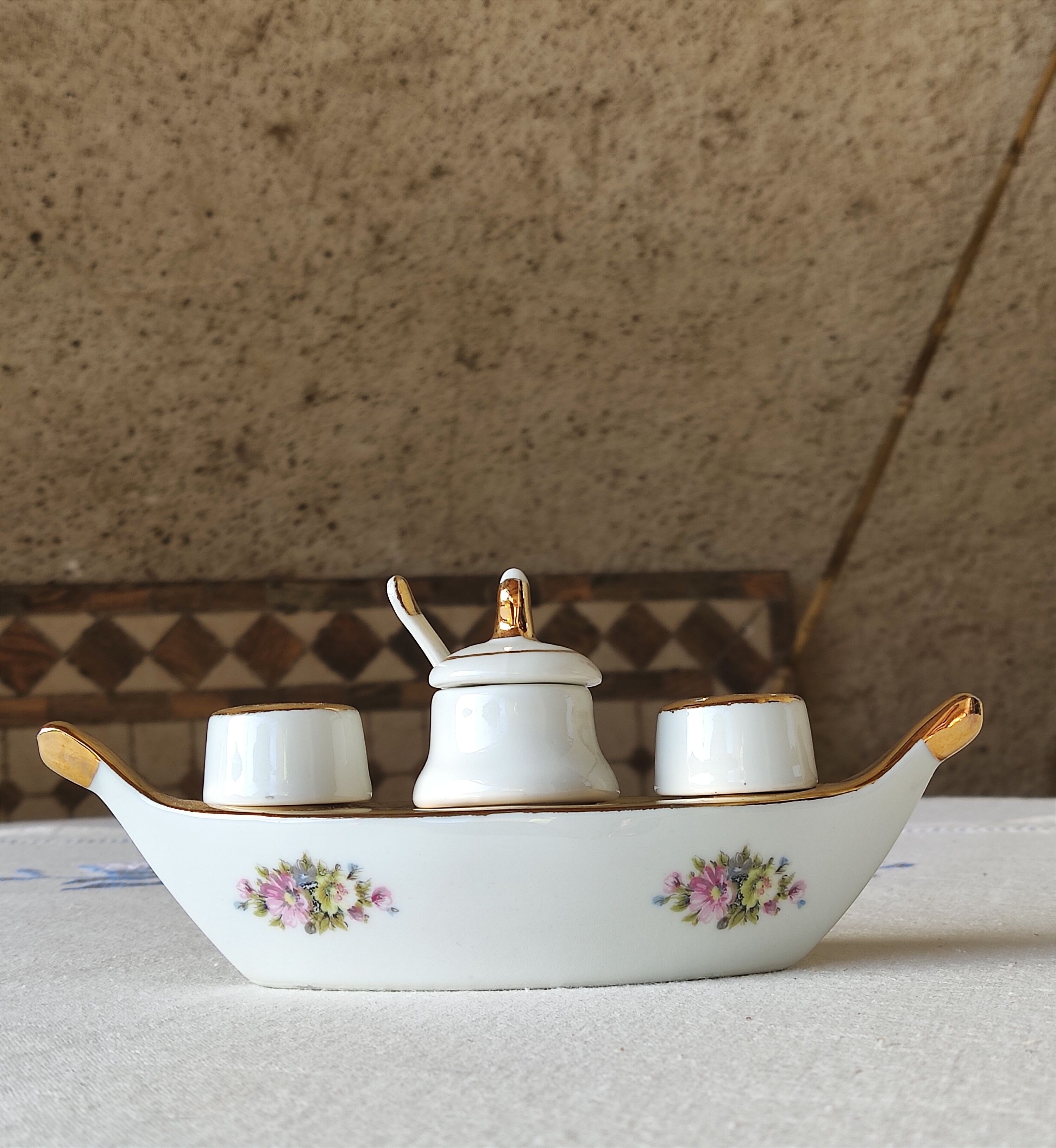 Condiment service - saleron- in Paris porcelain