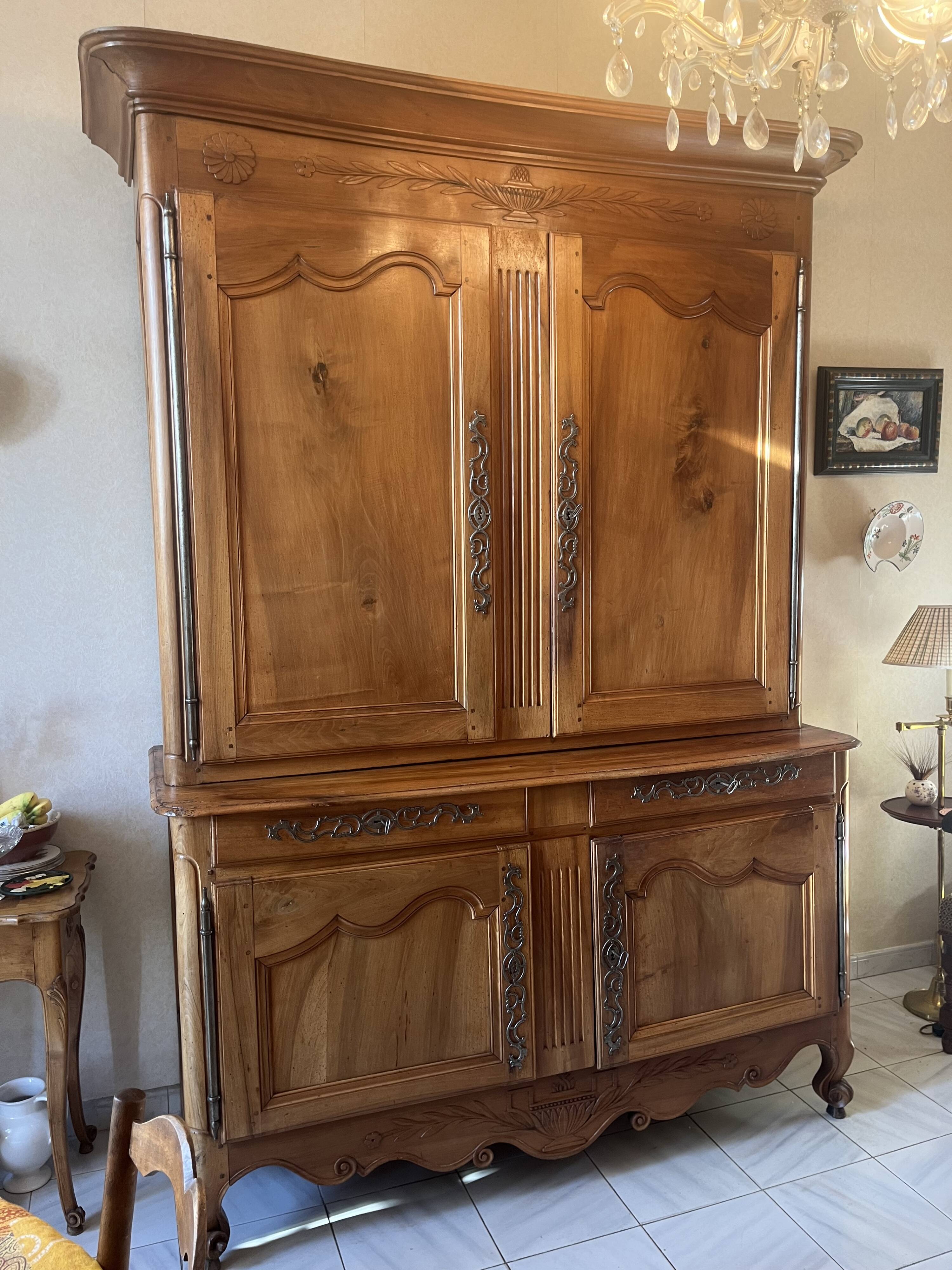 Louis XV two-part buffet, late 18th century