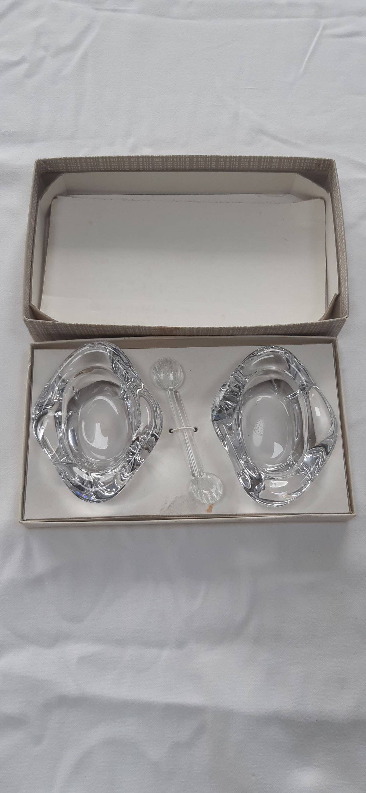 Bayel crystal salt and pepper shaker from the 60s