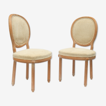 Pair of cerusé wooden chairs with medallion backrest