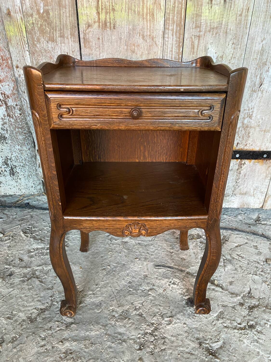 Chevet, table de nuit 1 tiroir, 1 étagère en bois de style Louis XV par Riskoff