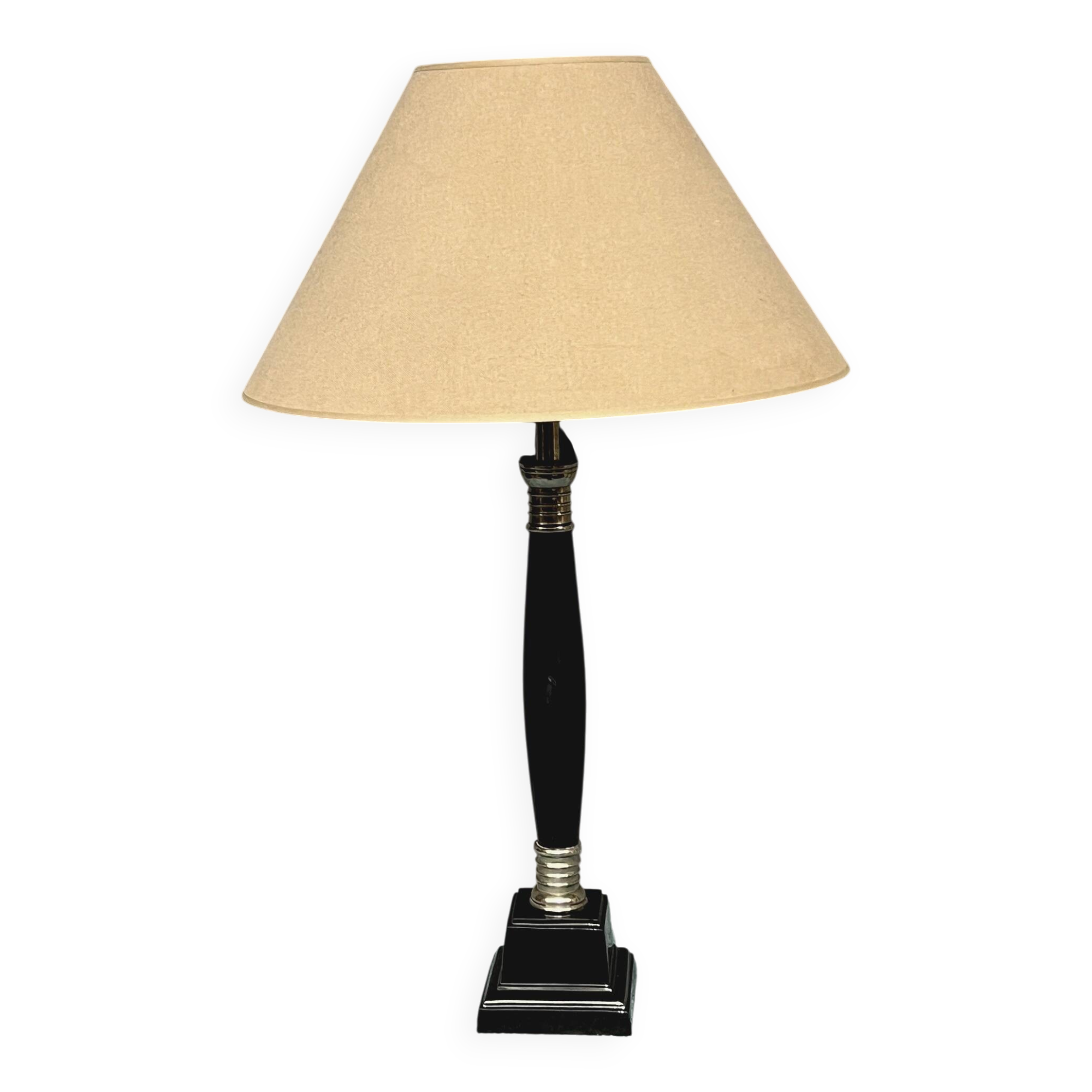 Table lamp.