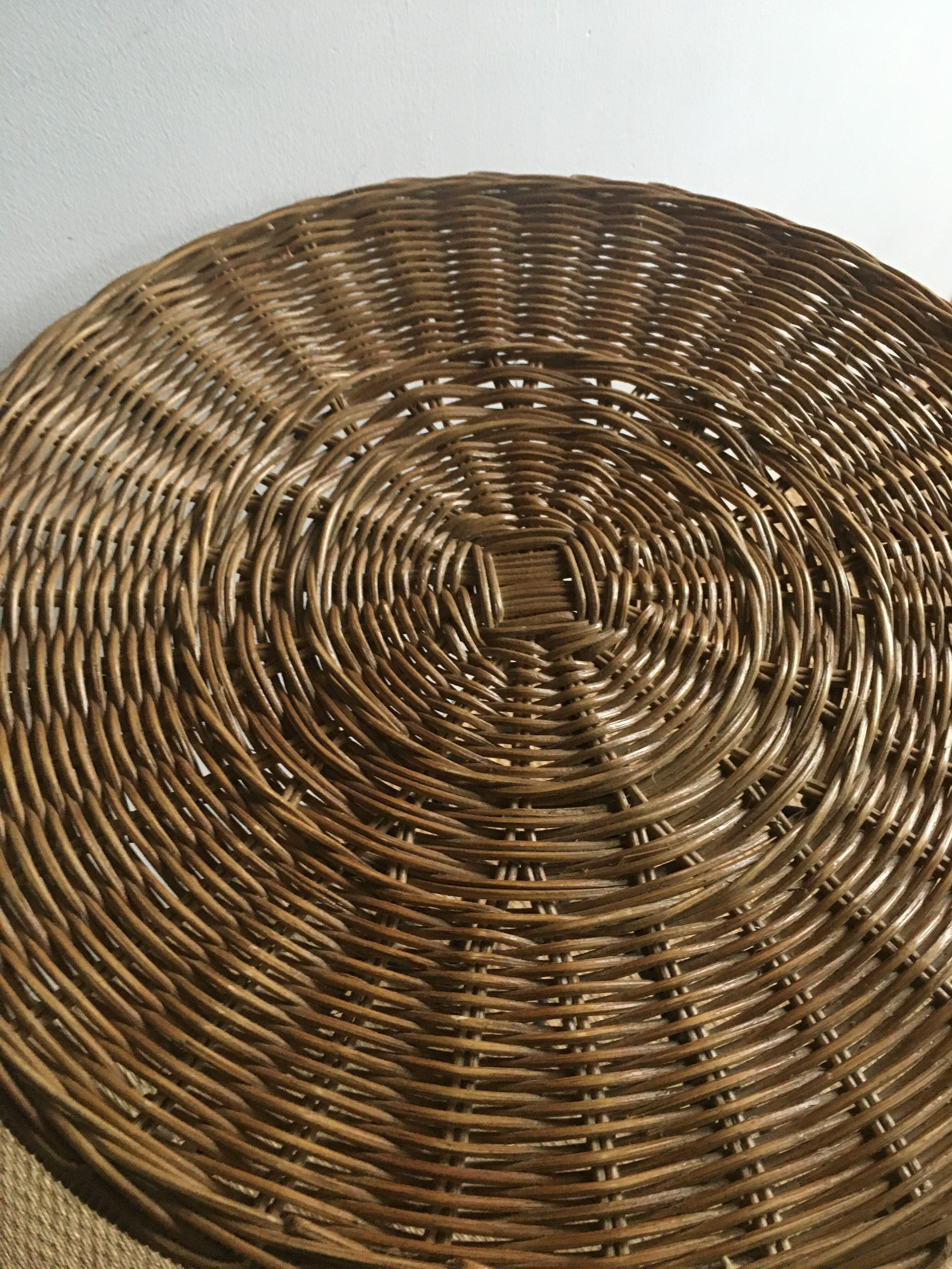 Black metal healing (wrought iron) vintage rattan tray