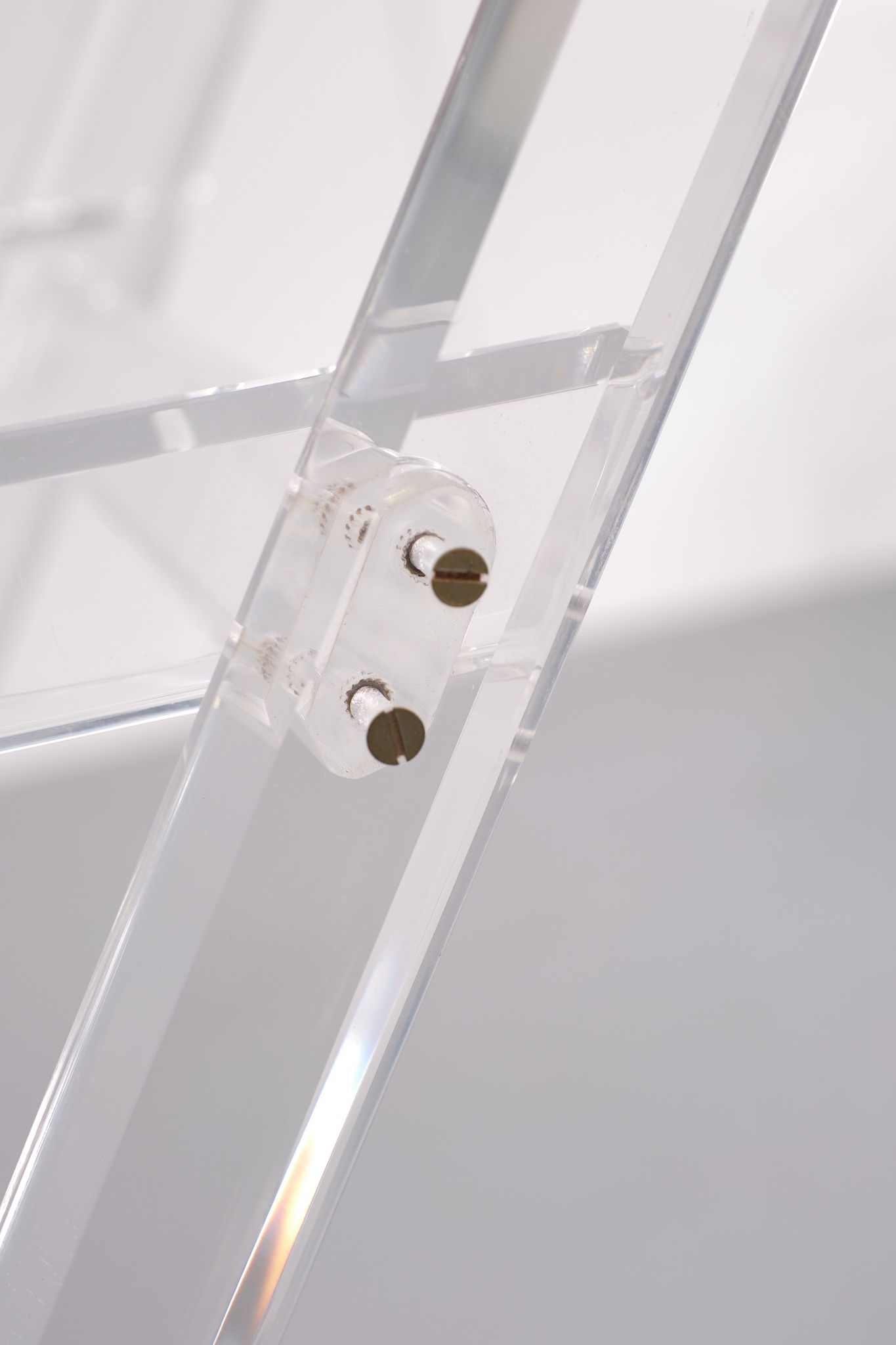 Table lucite, France, années 1970