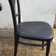 Table bistrot et sa chaise