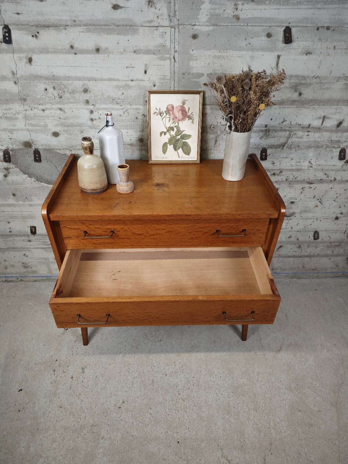 Commode vintage