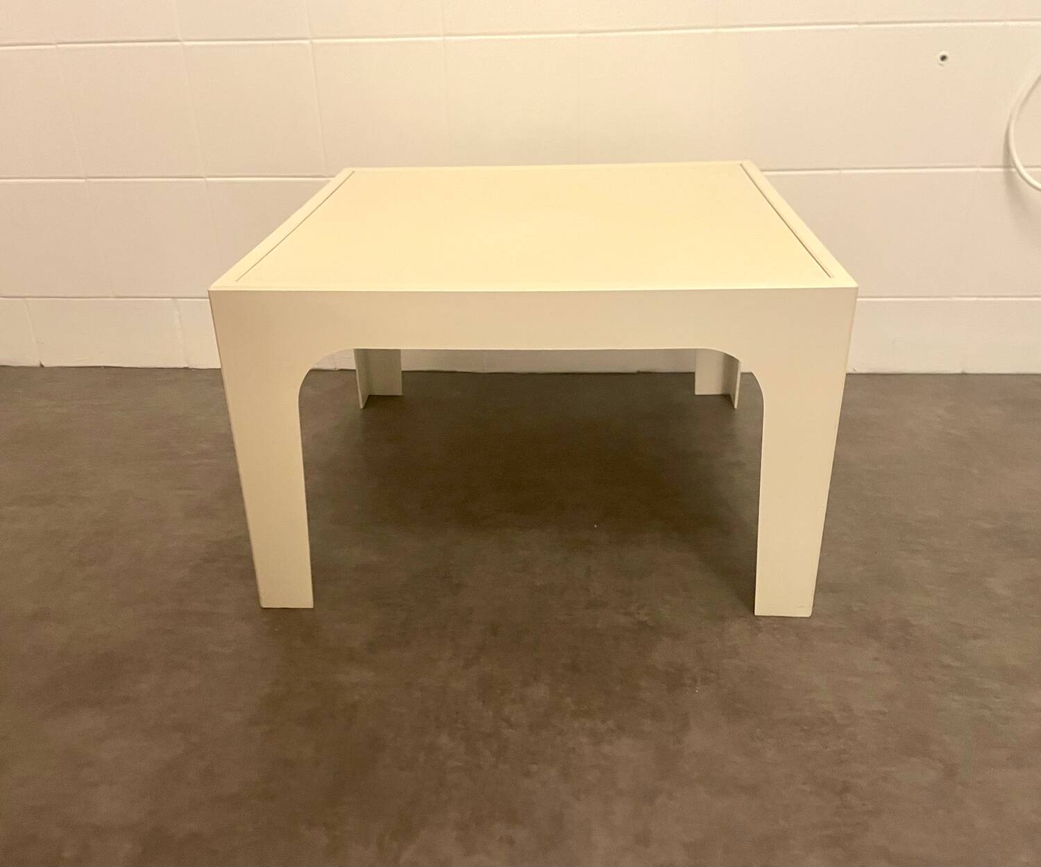 FLAIR Vintage Plastic Coffee Table