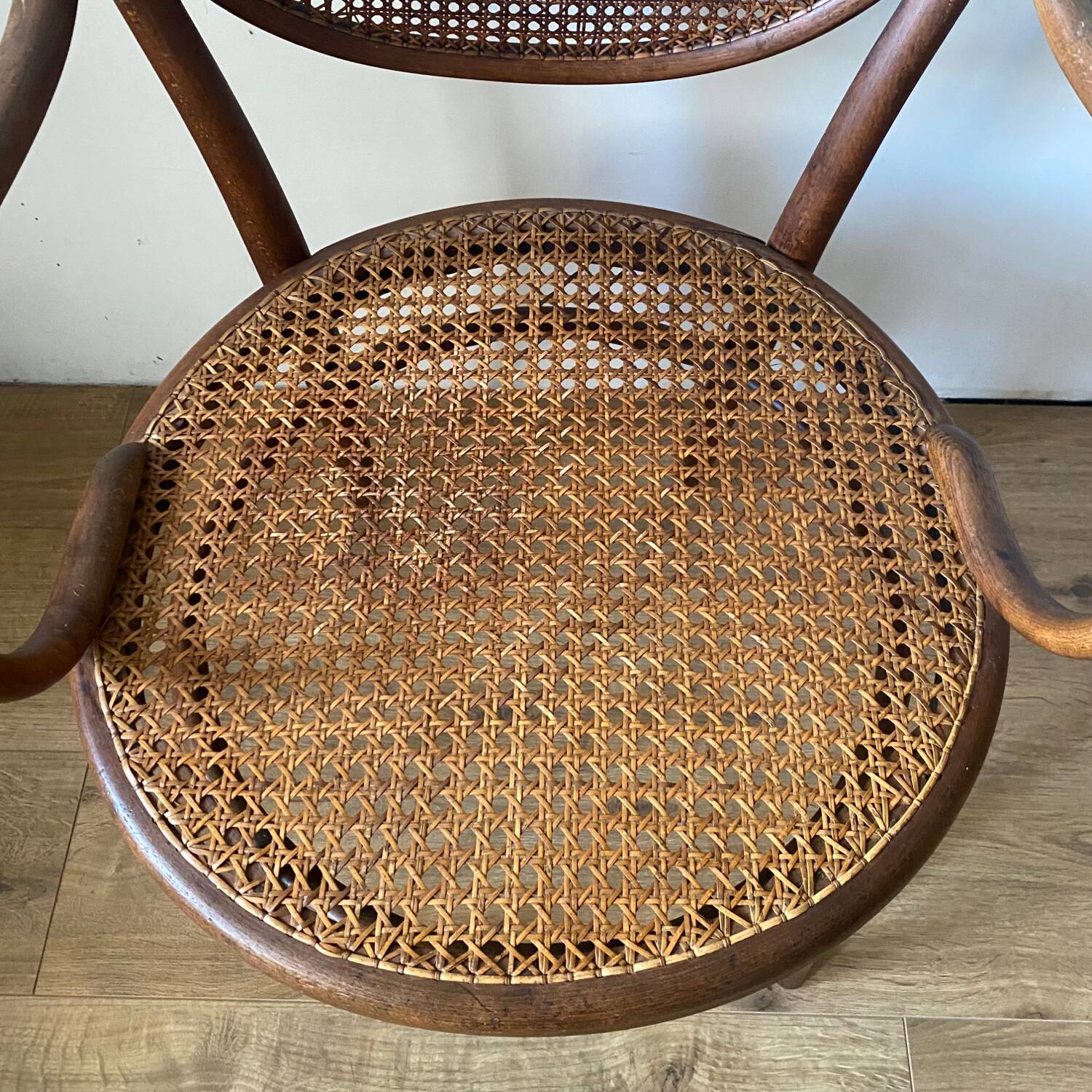 Thonet armchair n 15 curved wood and canework