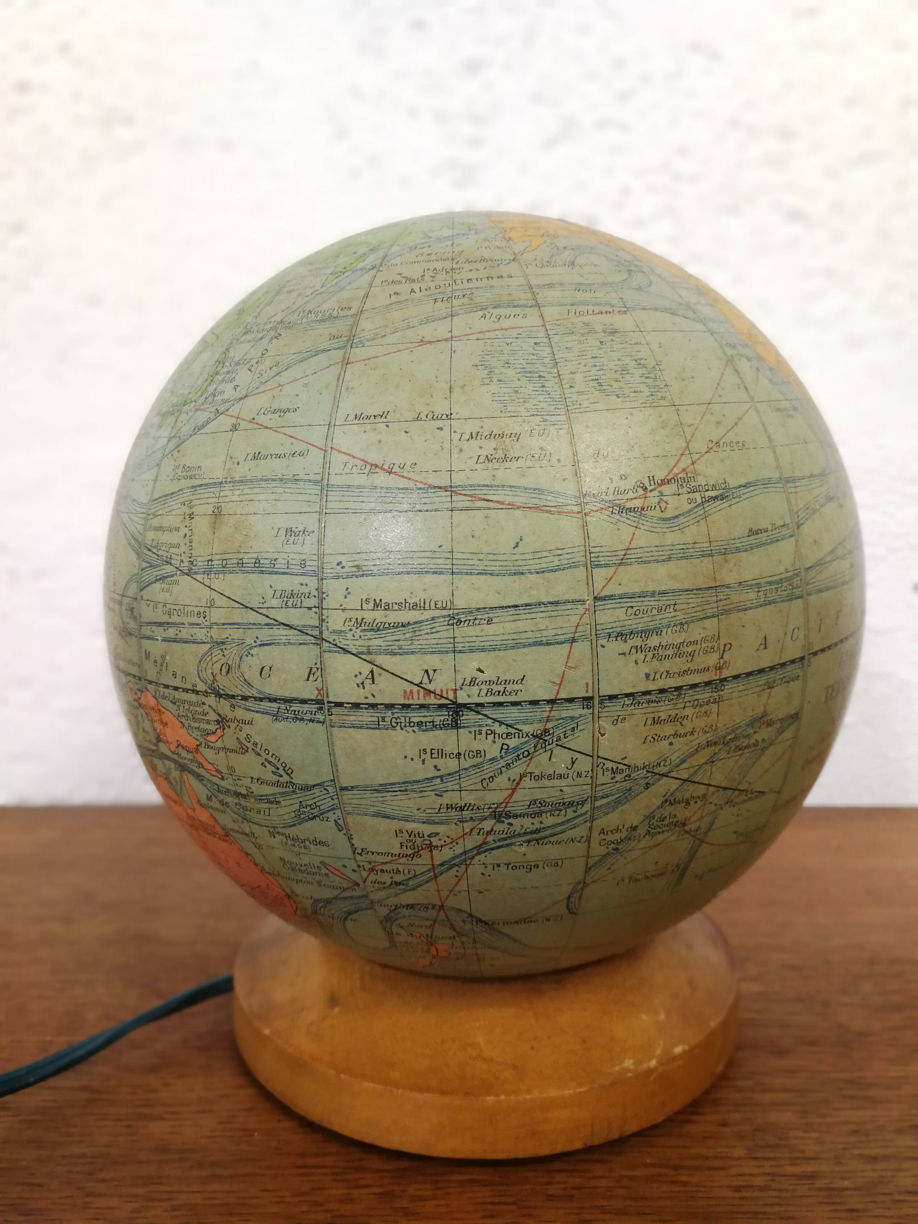 Globe ground glass J Forest  1950