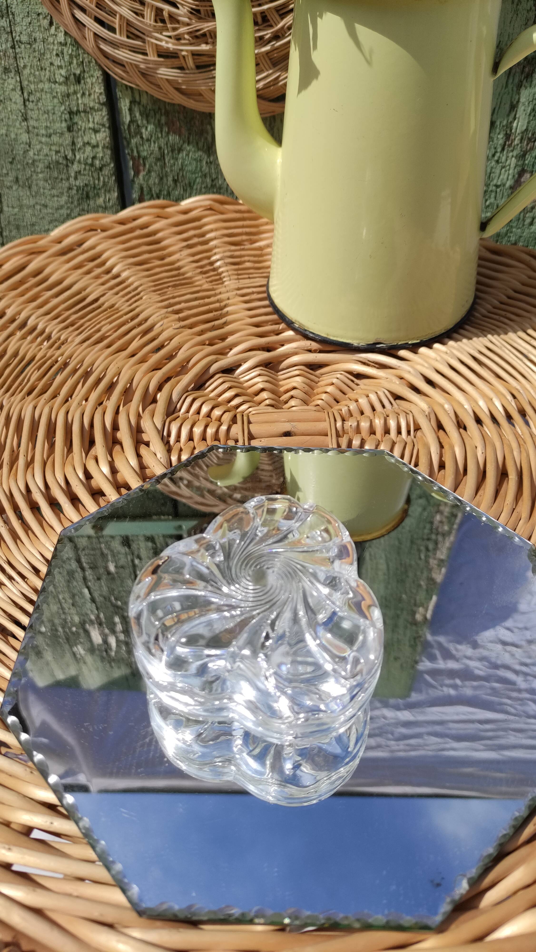 Thick and chiseled glass box