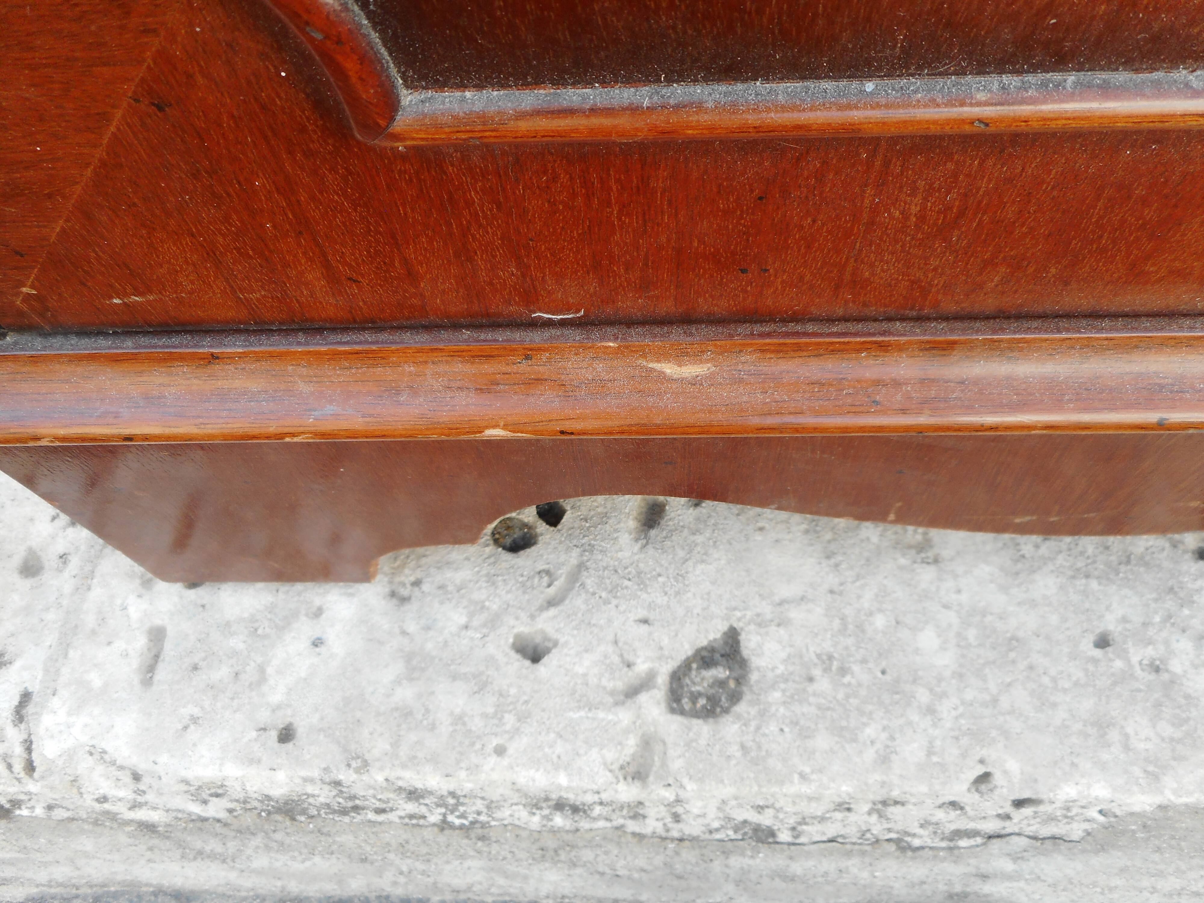 English style furniture two doors two drawers