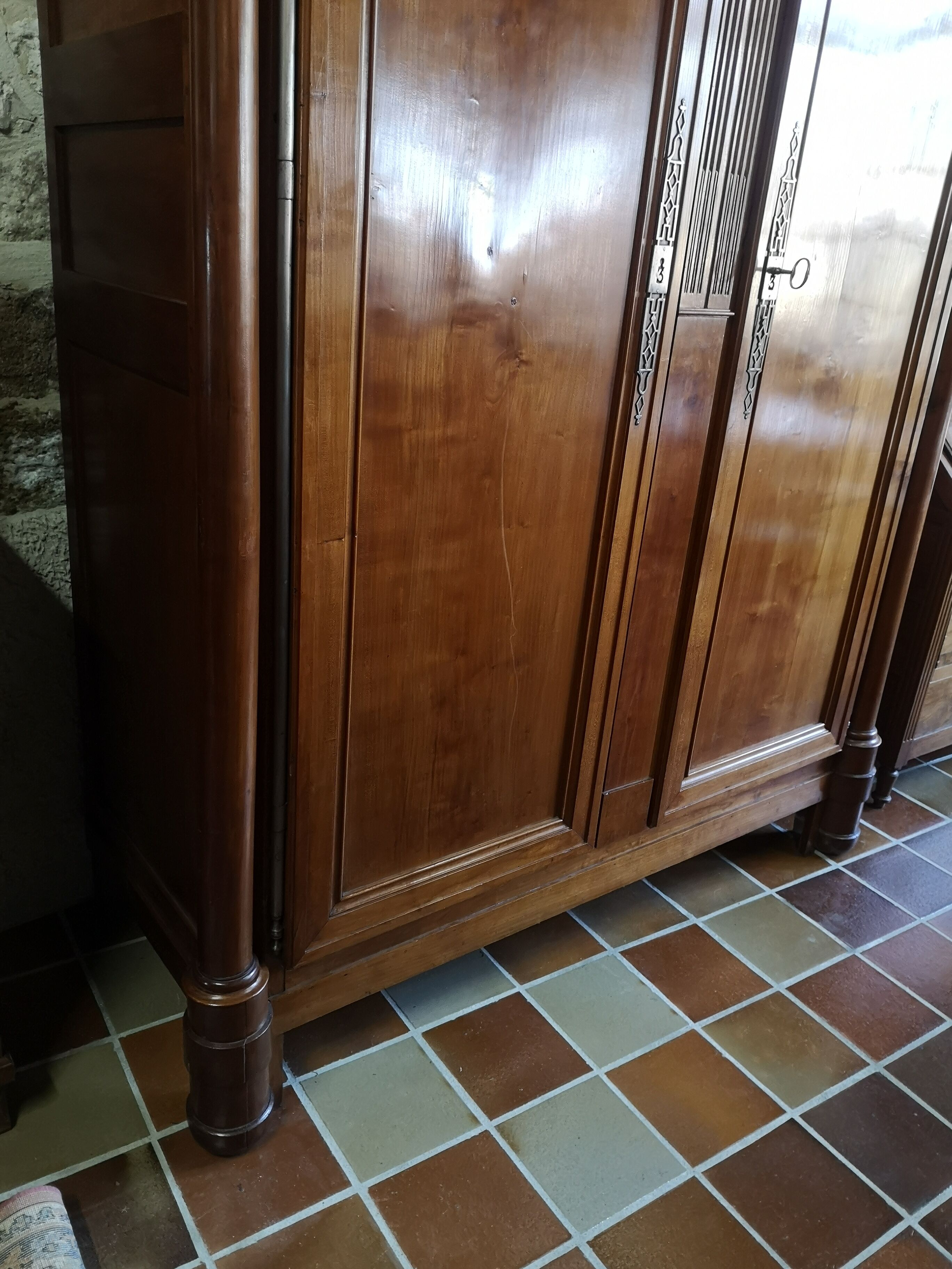 Cherry wood column wardrobe