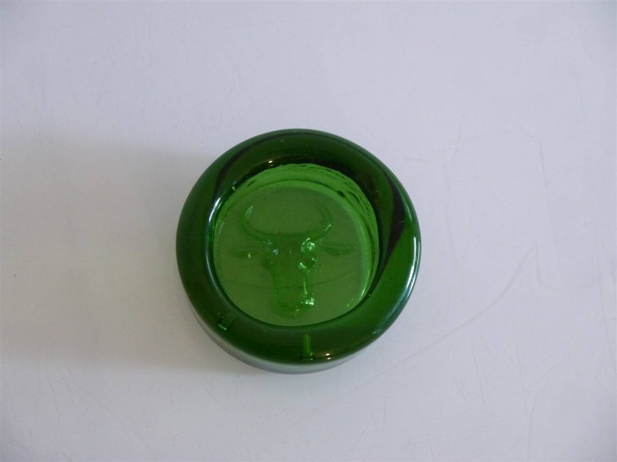 Cendrier en verre de Erik Hoglund