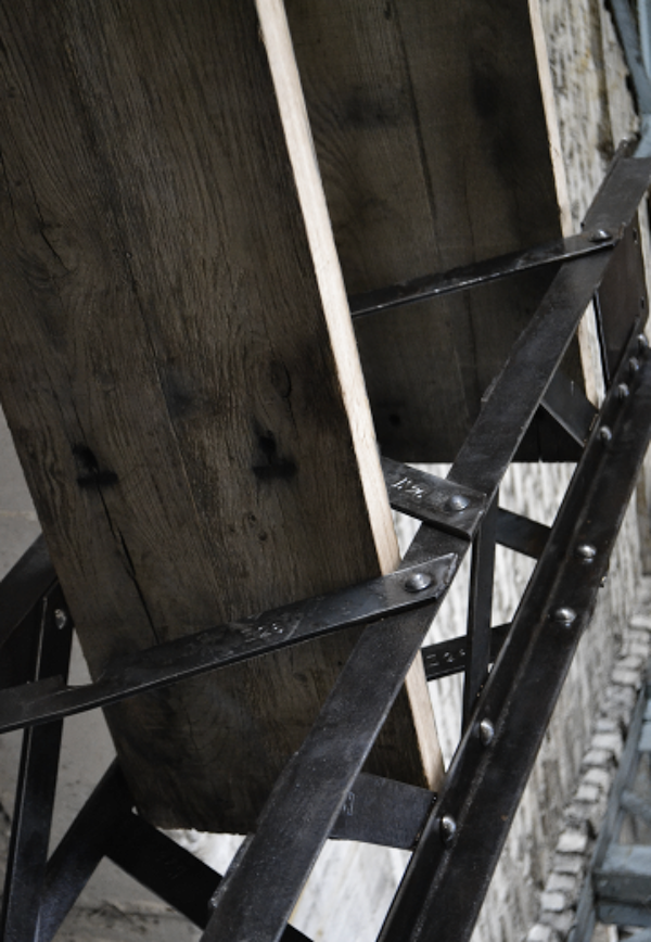 Etagère rivetée Eiffel