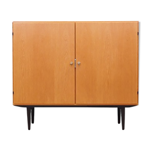 Buffet en bois de frêne,