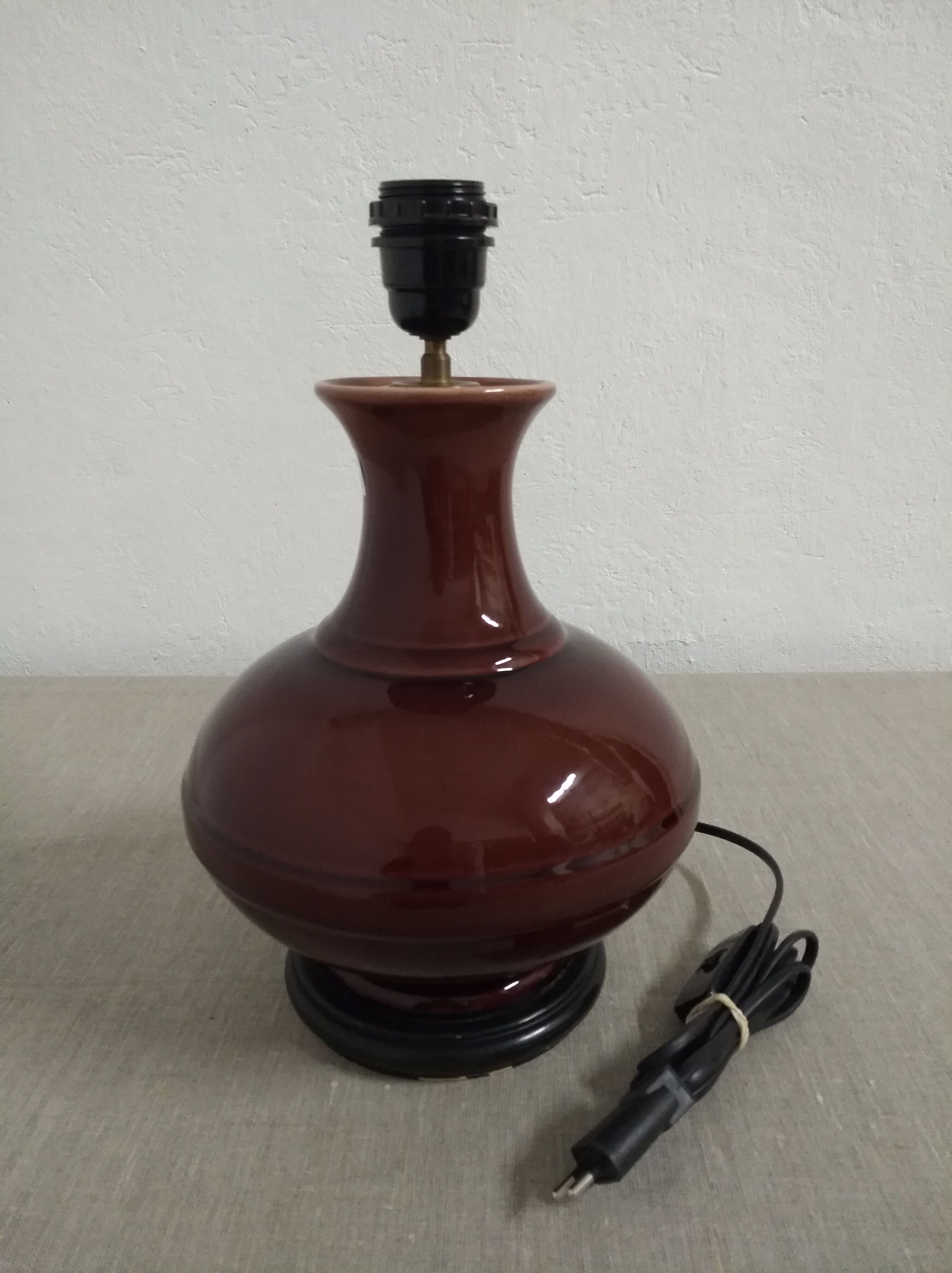 Charolles earthenware lamp foot