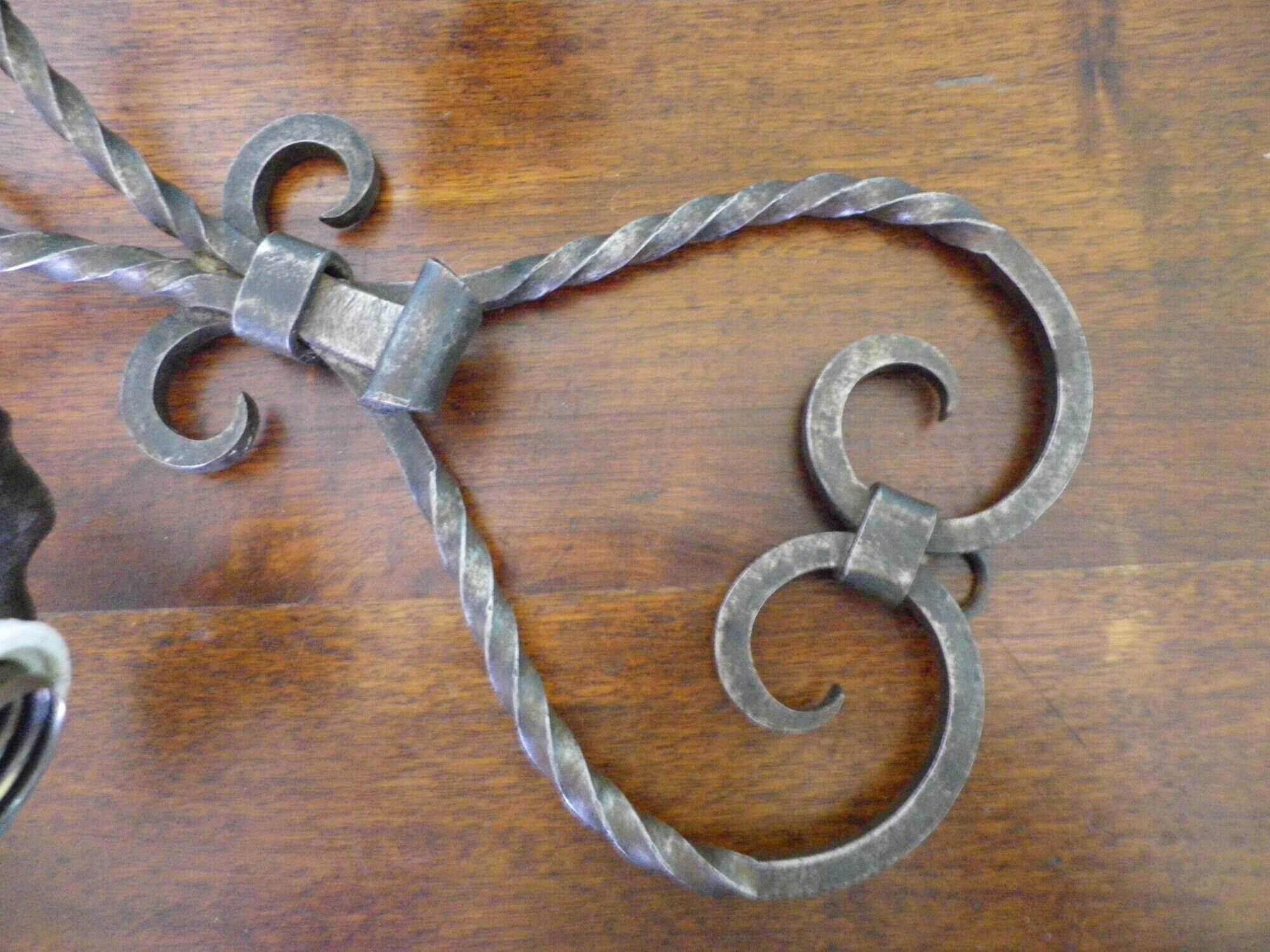 Real wrought iron wall sconce assembled and uns welded, porcelain and brass sleeves -1930/40