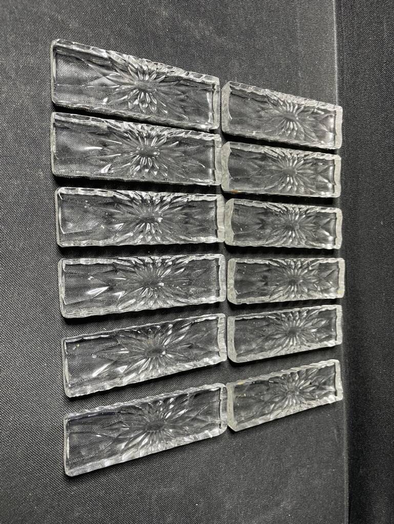 12 cut crystal knife holders – Val Saint Lambert
