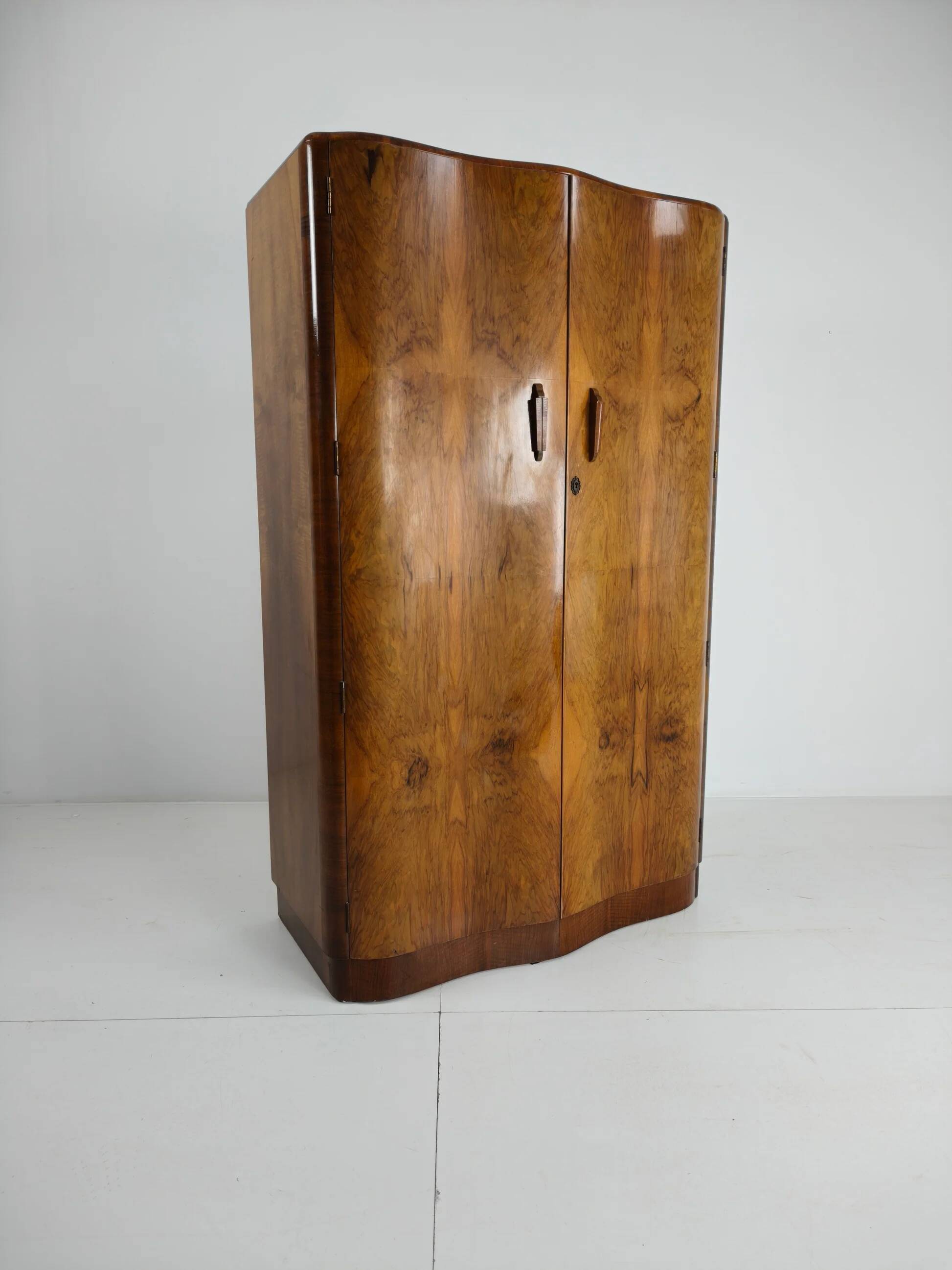 Superb English Art Deco wardrobe in burr walnut – 1930s