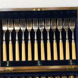 Fish cutlery service