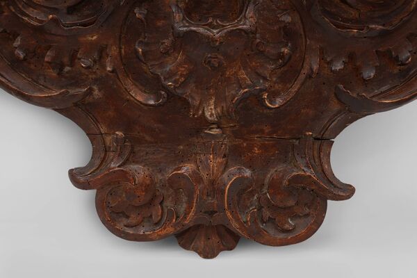 Console murale ancienne en bois sculpté, France vers 1850