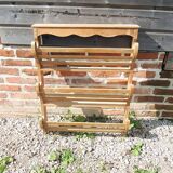 Ancien Vaisselier en Bois Clair