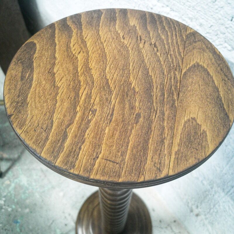 Turned wooden column