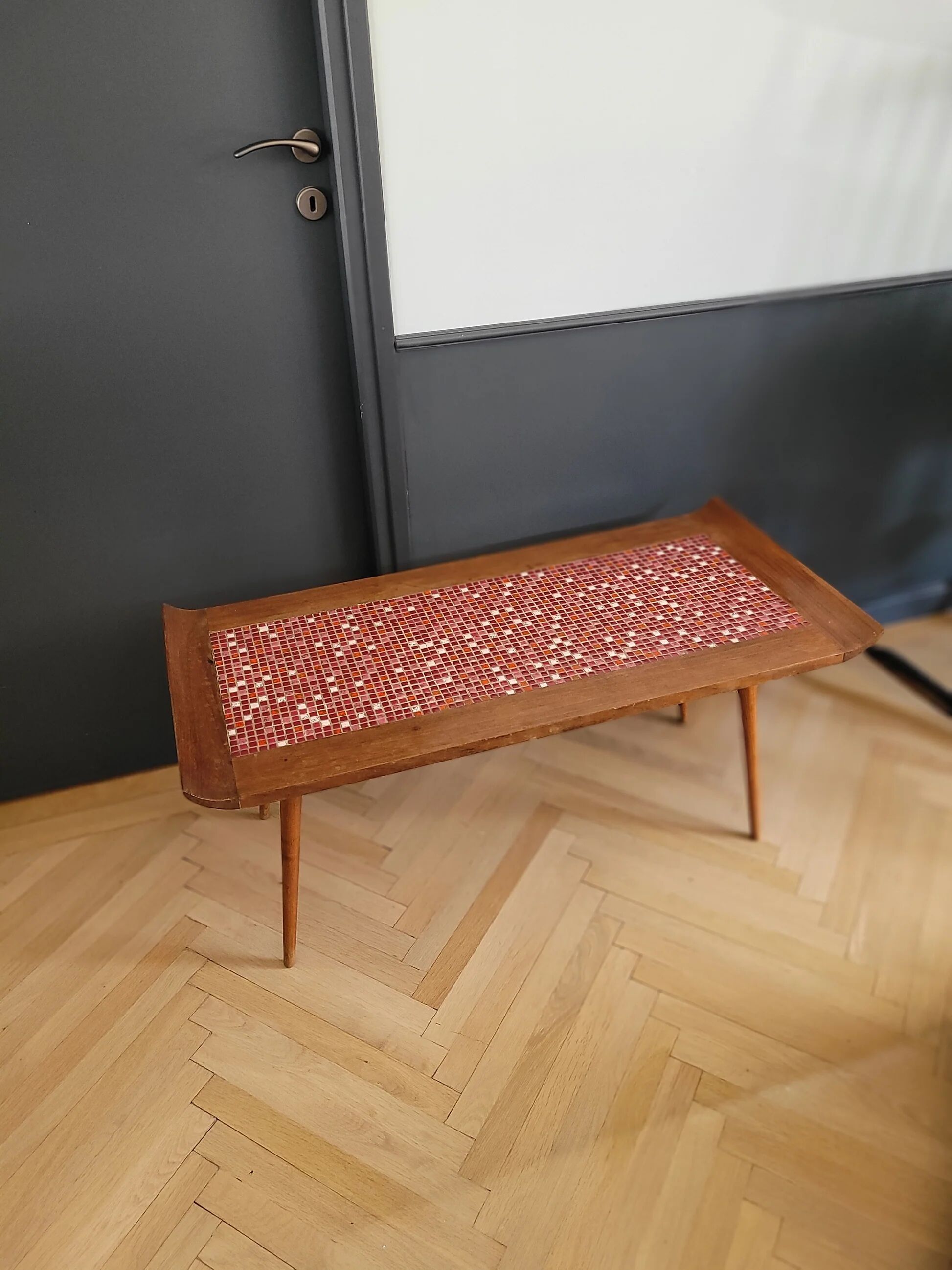 Vintage coffee table in teak and mosaic.